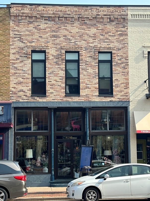 410 ½ Water Street