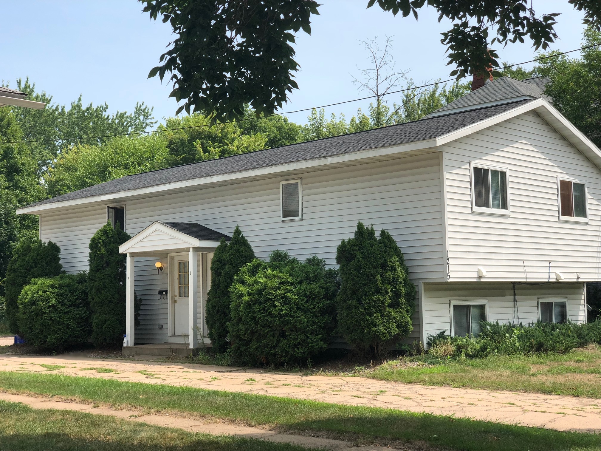 1215 Graham Avenue #1